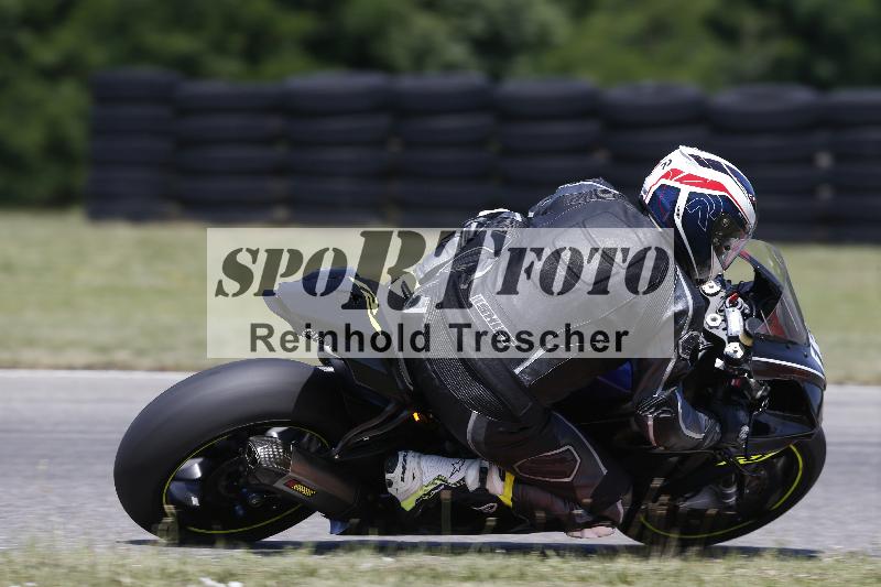 /28 20.06.2025 PROMAX ADR/Gruppe rot/backside